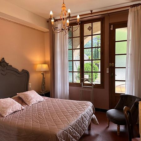 Hotel Du Moulin Альмань-ан-Прованс Екстер'єр фото